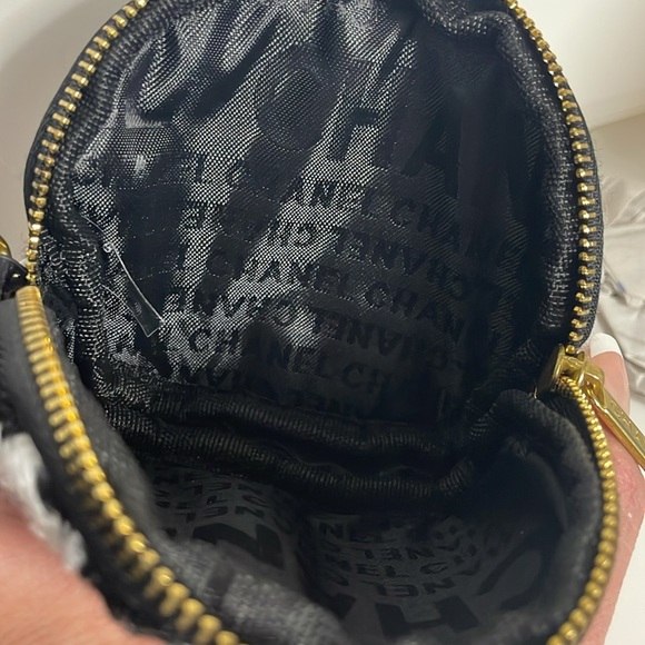 Chanel Makeup Tweed Coin Pouch Box & Ribbon - Picture 5 of 7